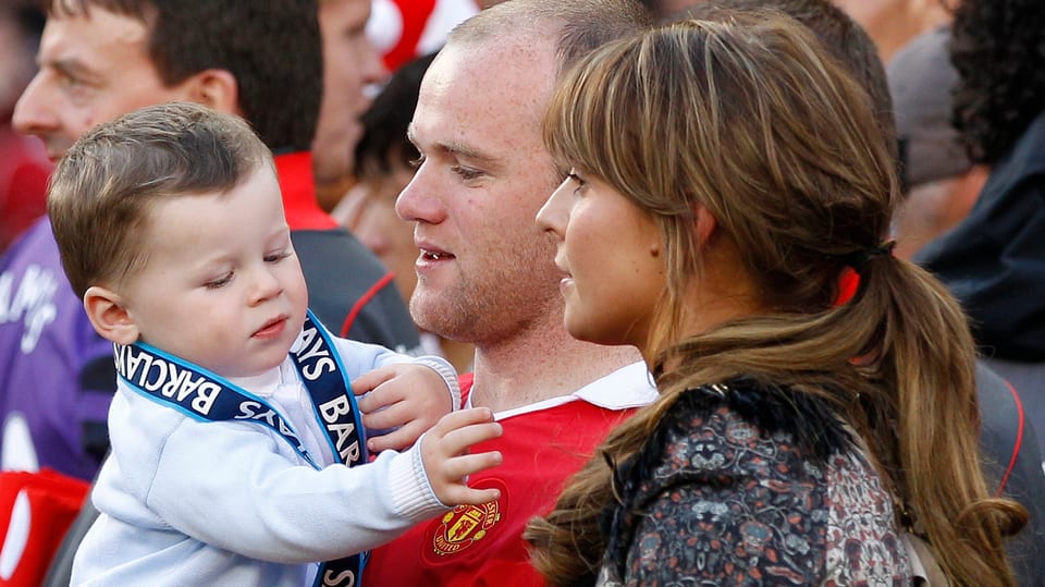 Der kleine Kai mit Papa Wayne und Coleen Rooney.