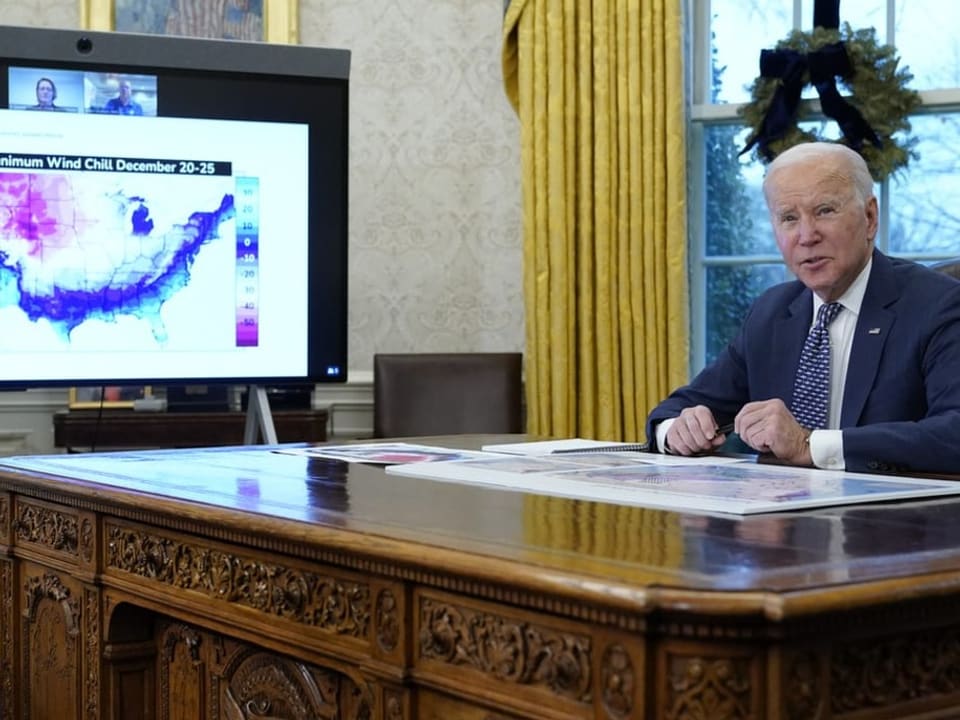 US-Präsident Joe Biden an seinem Schreibtisch