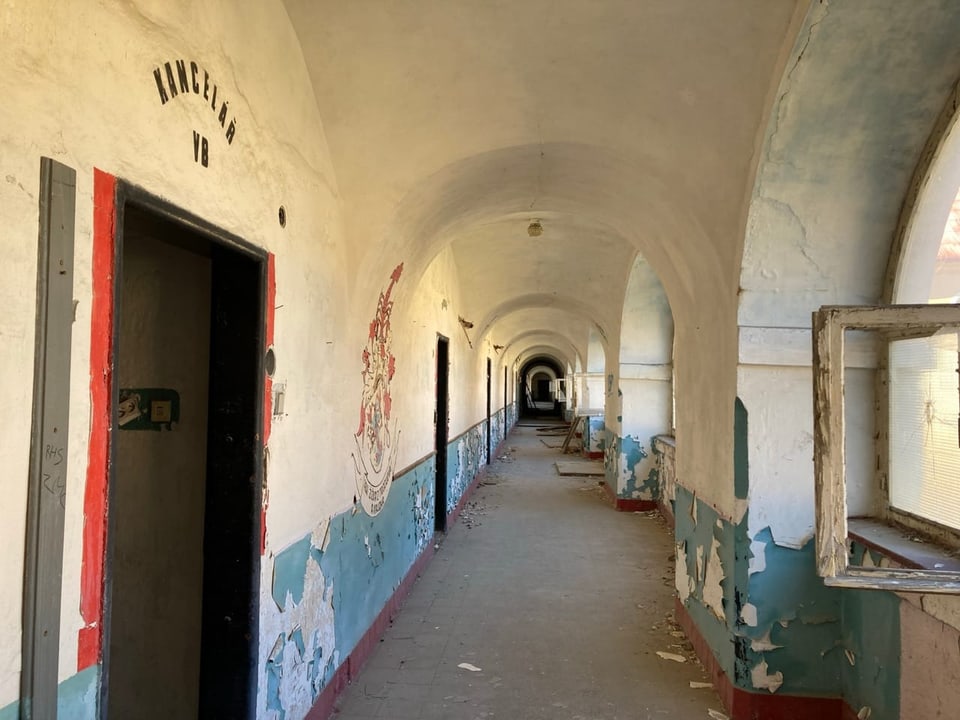 Innenraum der Kaserne