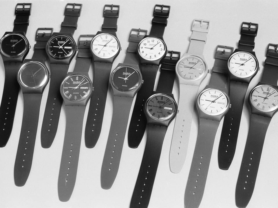 Das erste Dutzend Swatch-Uhren aus dem Jahr 1983