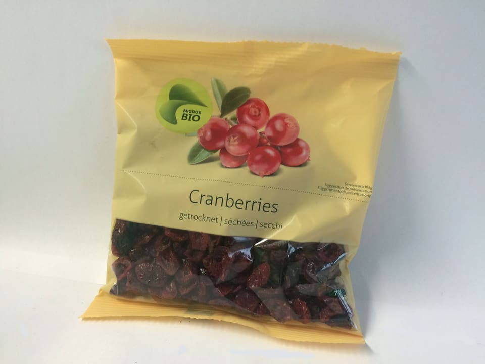 Aufnahme der Verpackung der Migros-Bio-Cranberries.
