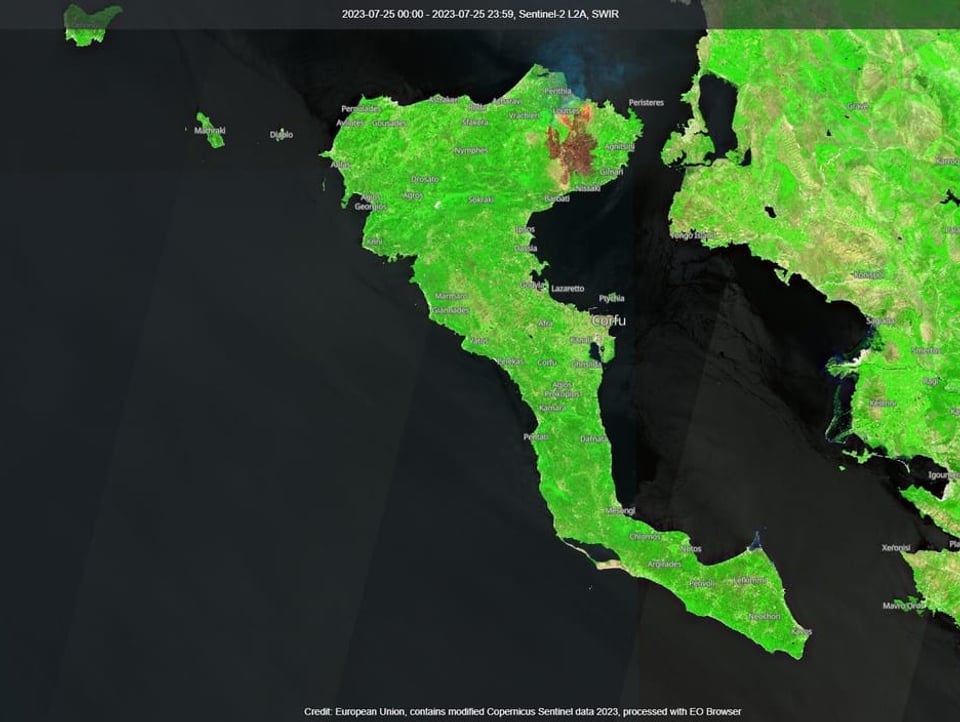 Satellitenbild von Korfu nach dem Waldbrand