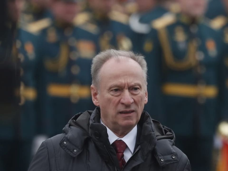 Nikolai Patrushev bei seiner Ankunft anlässlich der Feierlichkeiten zum Siegestag