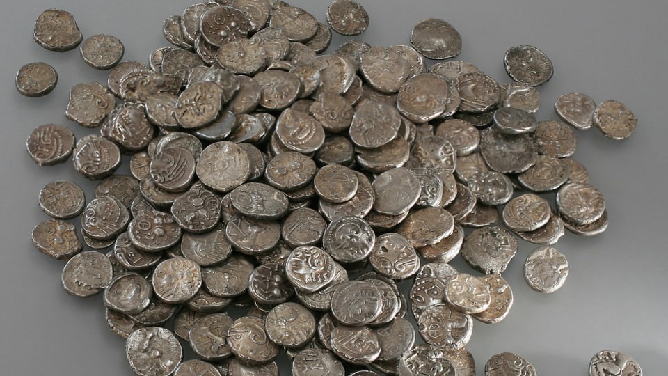 Ein ganzer Haufen keltischer Silbermünzen.