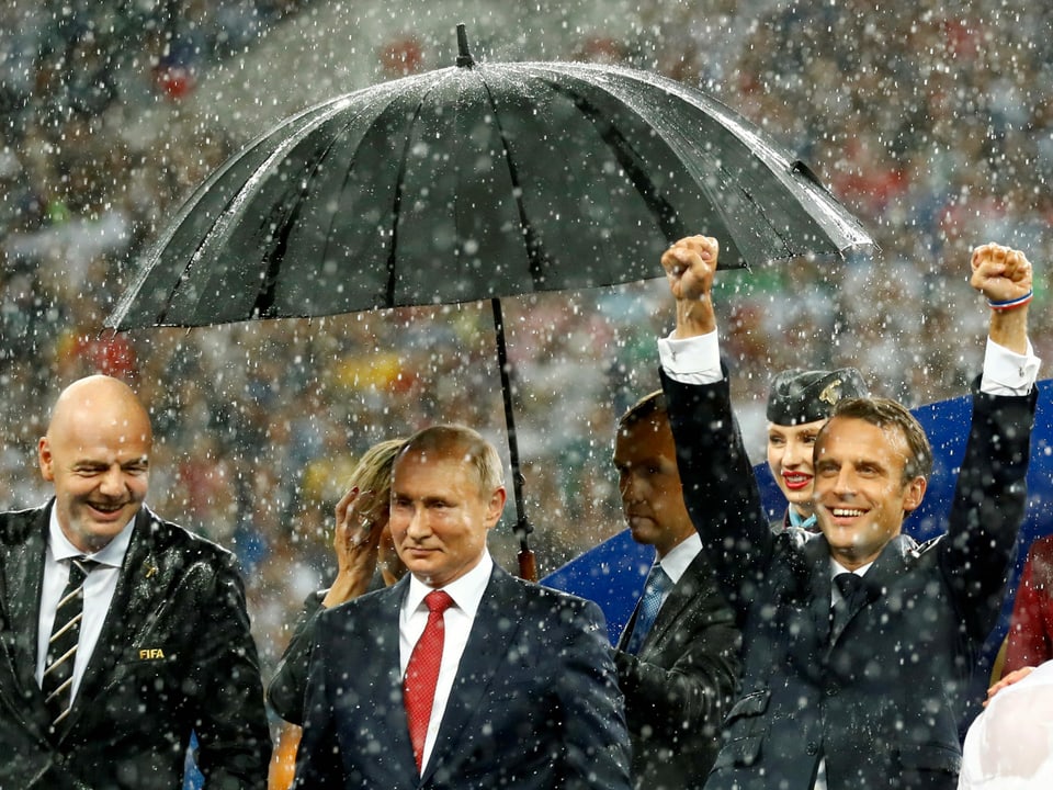 Macron feiert WM-Titel