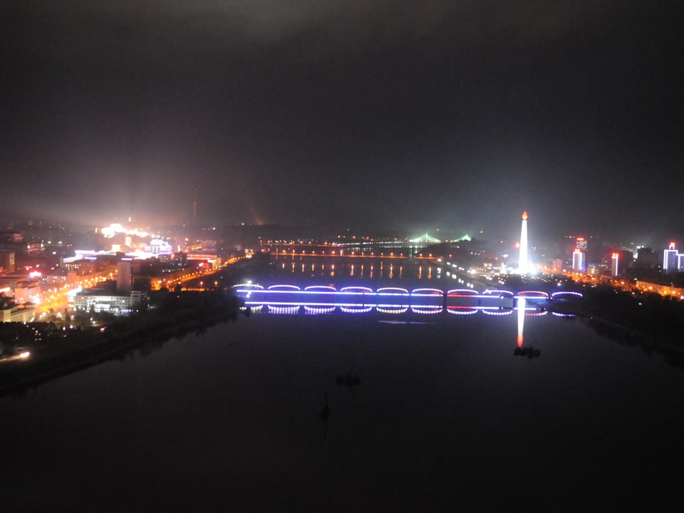 Nachtbild von Pjöngjang.
