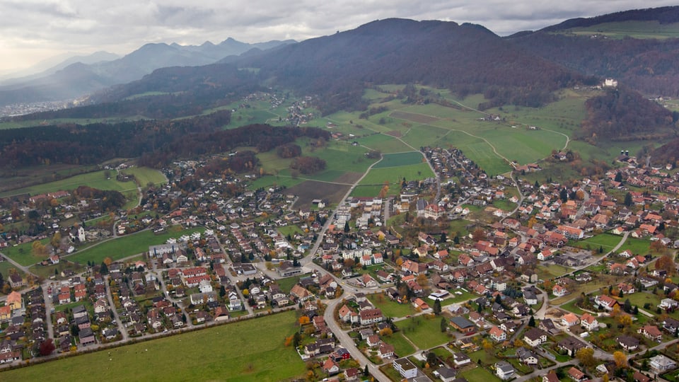 Luftaufnahme von Lostorf aus dem Jahre 2010.