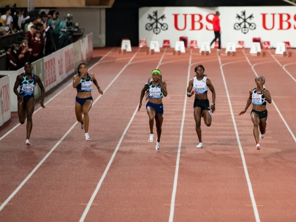 Viel Speed auf einem Bild Kambundji (2.v.l.), Thompson-Herah (M.), Jackson (2.v.r.) und Fraser-Pryce (r.) werden in Lausanne am Start sein.