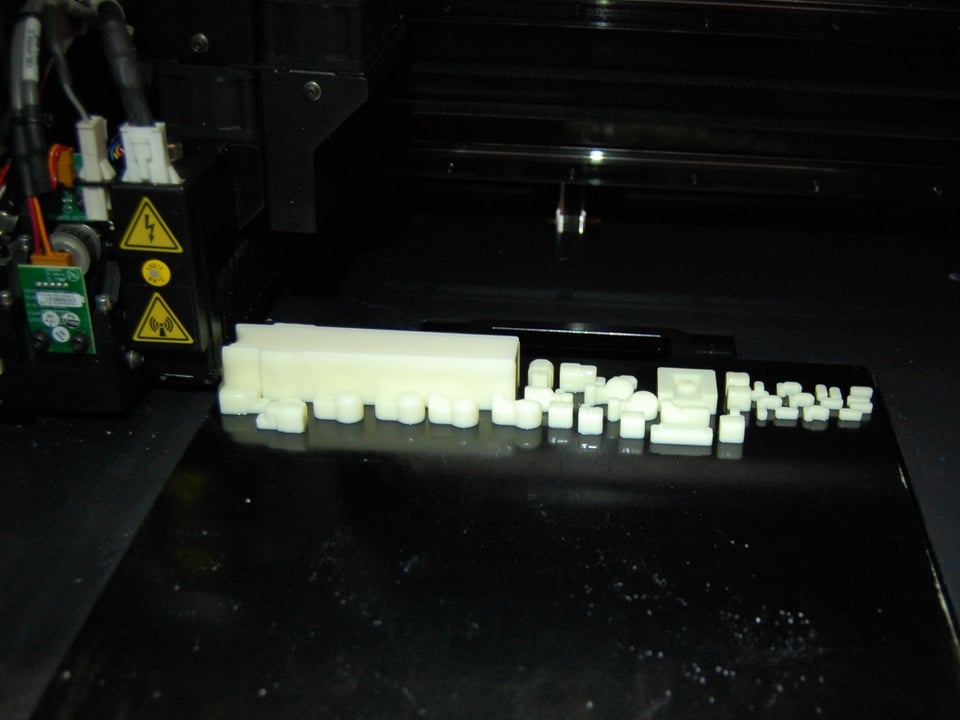3D-Drucker produziert ein Modell eines kranken Organs.