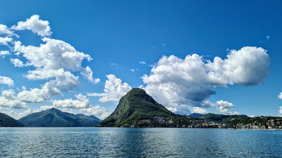 Blick auf den Luganersee mit San Salvatore.