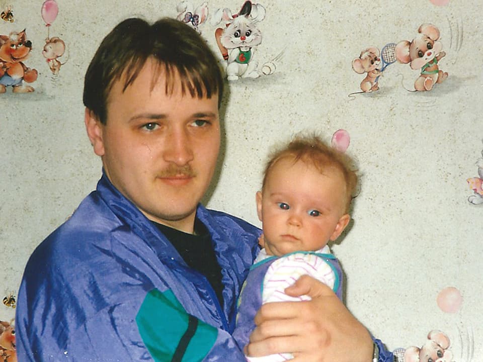 Tino Schnabel mit seiner Tochter. 