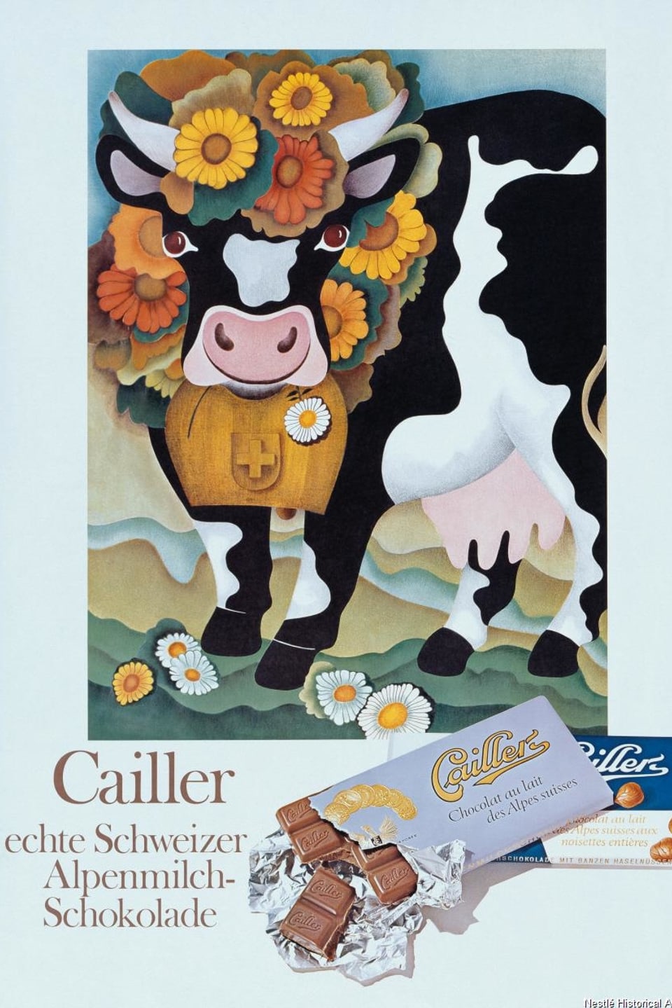 Eine geschmückte Kuh und Schokoladentafeln.