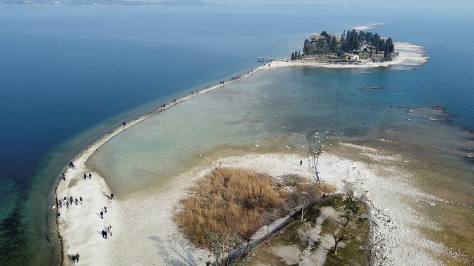 Die Insel San Biago am Gardasee.