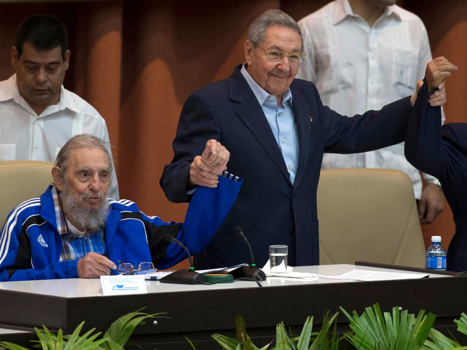 Fidel und Raul Castro