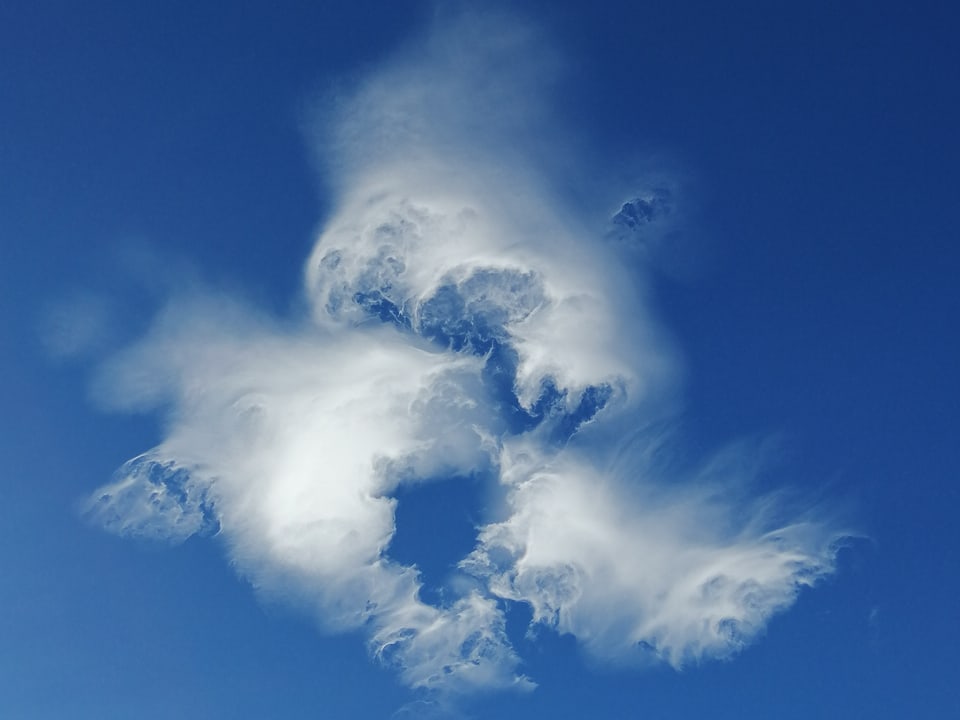Spezielle Wolkenform