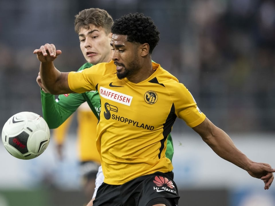 Saidy Janko: Verteidiger, 24 Jahre, Schweiz, 30 Einsätze, 0 Tore