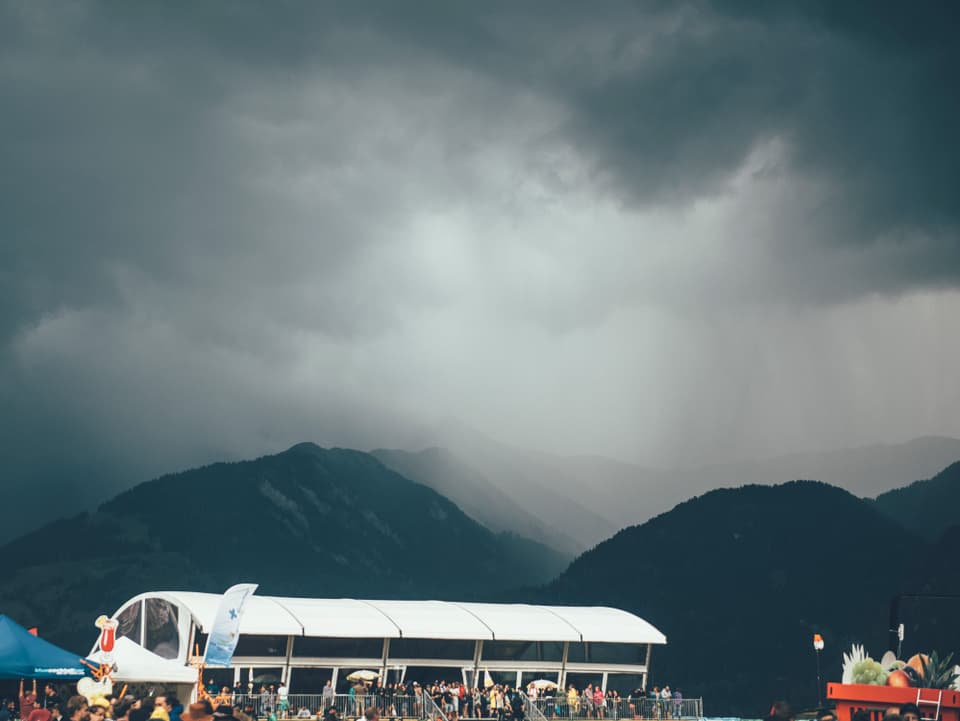 Regenschauer über Graubünden.