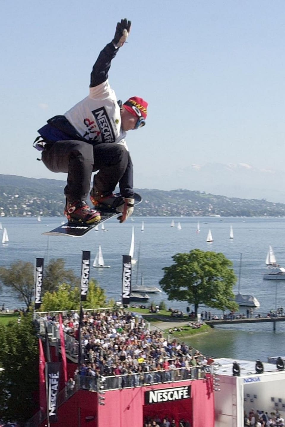 Freestyler über dem Zürichsee.