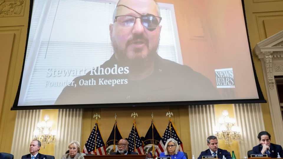 «Oath Keepers»-Anführer Stewart Rhodes während eines Hearings des Kapitol-Ausschusses 