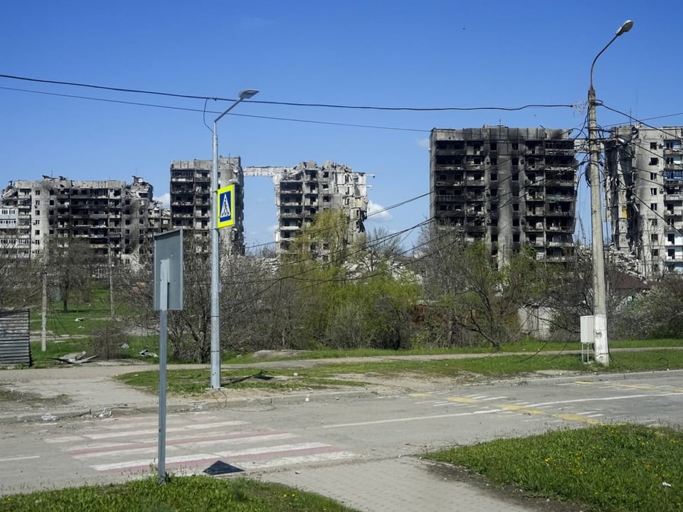 Zerstörte Hochhäuser in Mariupol.