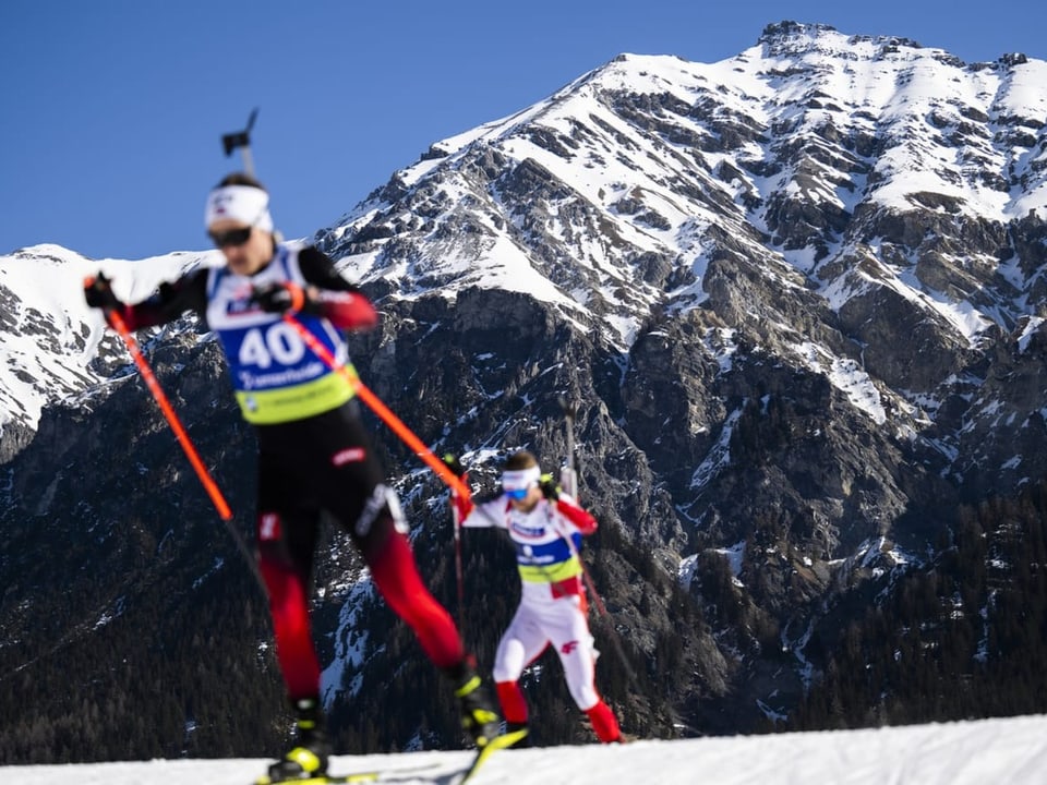 Zwei Biathleten in Lenzerheide