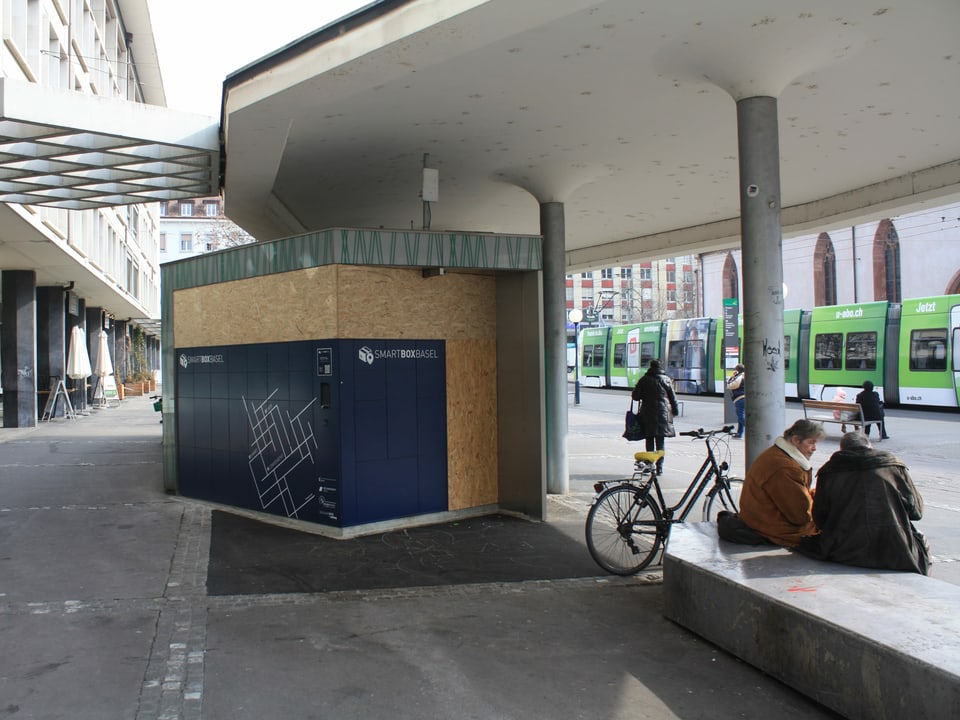 Box bei Kiosk 