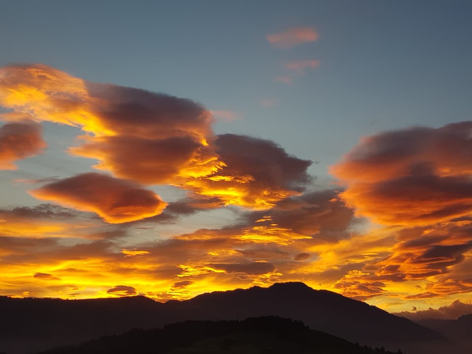 Meierskappel Der Himmel brannte über dem Wildspitz heute Morgen