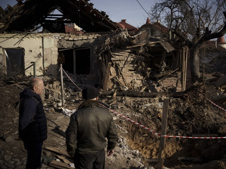 Zerbombtes Gebäude in Kiew