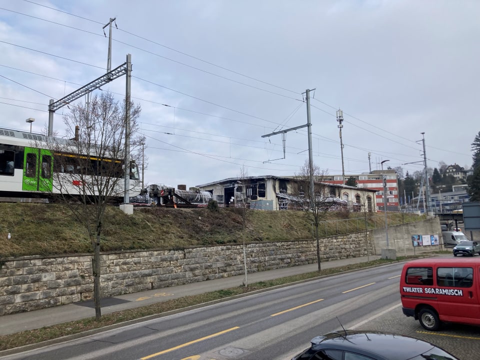 Brandschäden an Schaffhauser Güterbahnhof bei Tageslicht