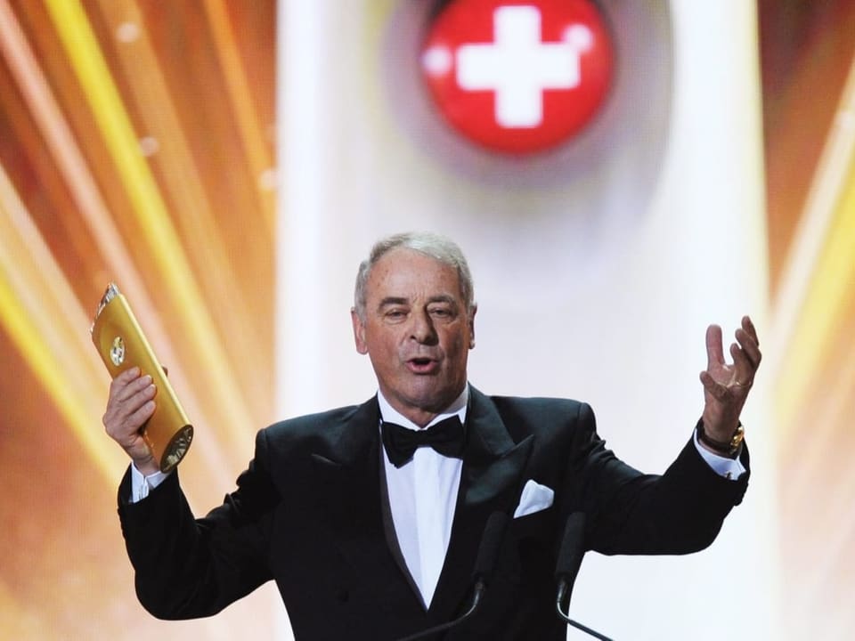Am 12. Januar 2013 gewinnt Ogi den Swiss Award in der Kategorie Lifetime Award.