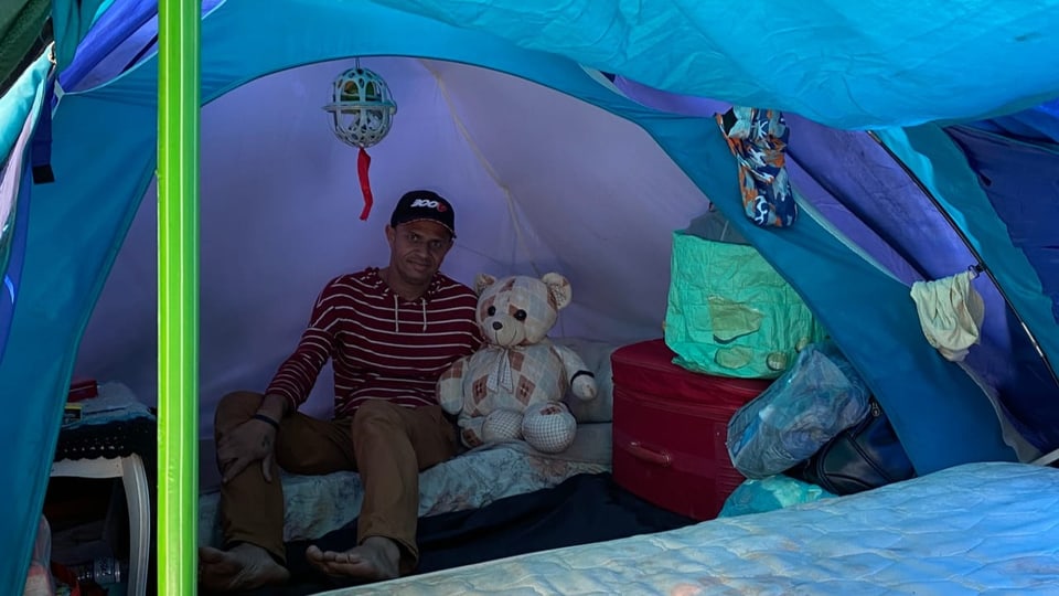 André Luiz Soares, 45, lebt in einem Zelt auf einem Platz im Zentrum von São Paulo.