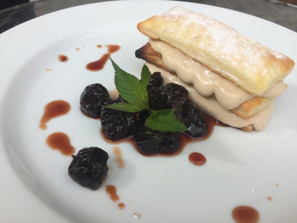 Rezepte «SRF bi de Lüt - Live» - Portwein-Pflaumen mit ...
