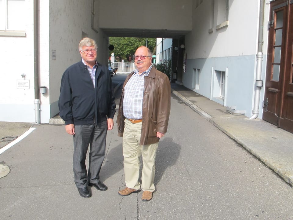 Das ehemalige Geschäftsmitglied Werner Berner (links) und der damalige Personalverantwortliche Godi Neeser (rechts)