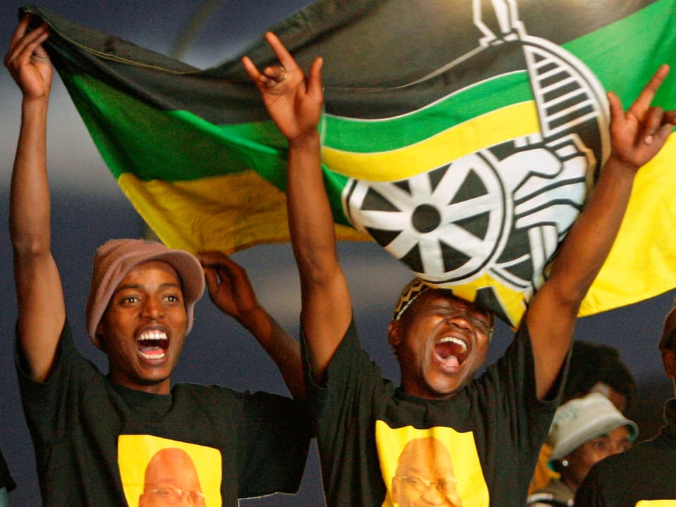 Jubelnde ANC-Anhänger