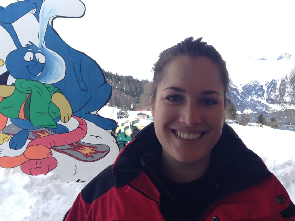 Ladina Eicholzer ist 21 Jahre alt und arbeitet die zweite Saison als Skilehrerin. Sie gibt vor allem Kindern Klassen – oder Einzelunterricht. 