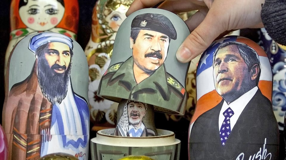 Osama bin Laden, Saddam Hussein, Jassir Arafat und George W. Bush. 
