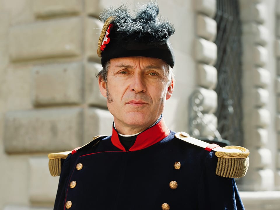 Michel Voïta spielt Guillaume Henri Dufour, den General der Tagsatzungstruppen im Sonderbundskrieg.