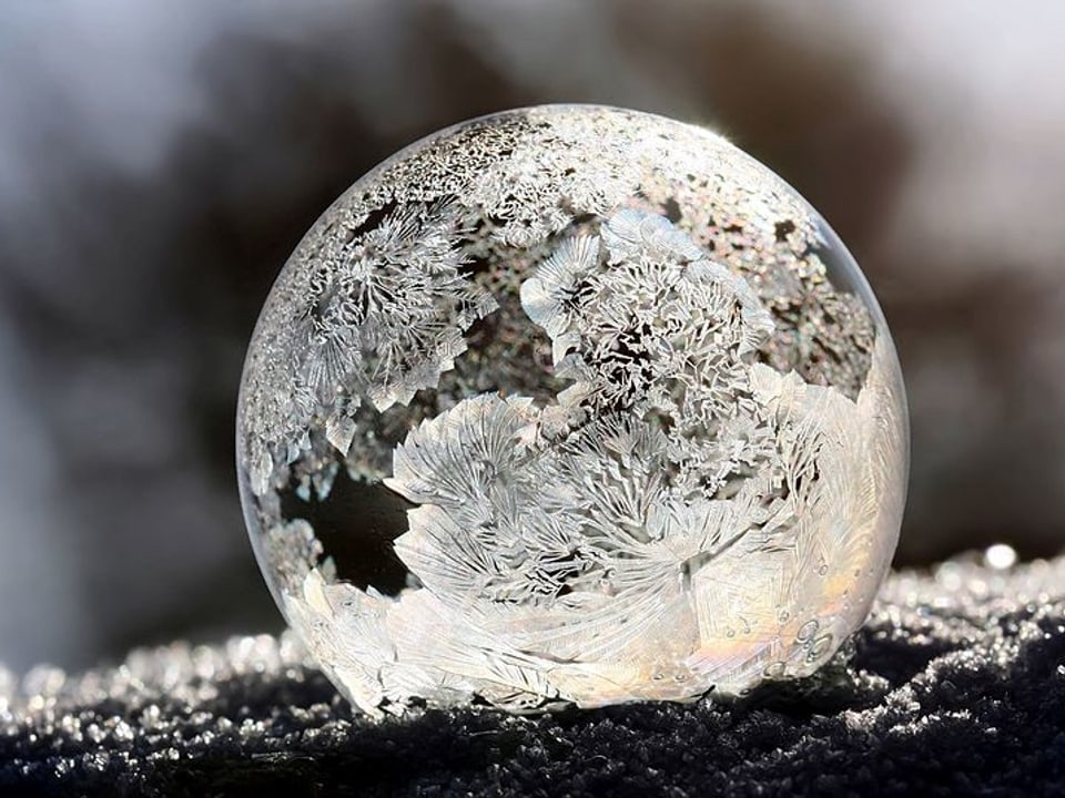 Eine Blase, die gefrorene ist.