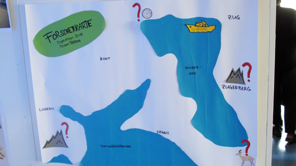 Bestens orientiert: «Forscherkarte» an Bord der MS Yellow Ein Schatzkarte für Kinder mit zwei blauen gezeichneten Seen und diversen Bergen