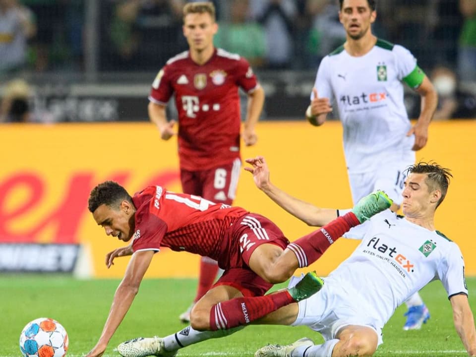 Bayern München will die Tabellenführung behaupten, Borussia Mönchengladbach einen Schritt aus der Krise machen.