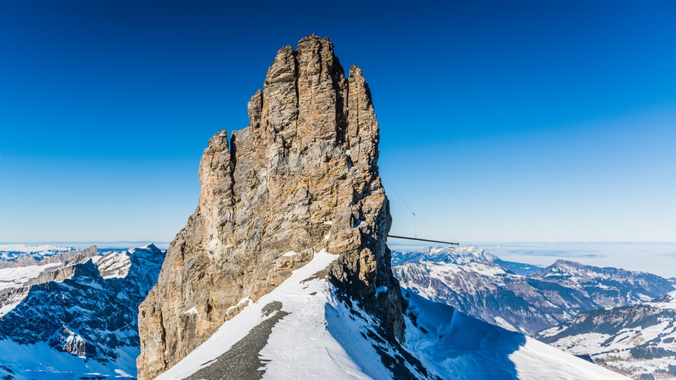 Das Rotstöckli (2901 Meter) ist der höchste Gipfel im Kanton Nidwalden und steht mitten auf dem Titlis- Gletscher.