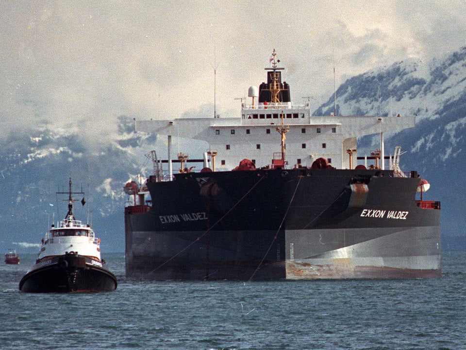 Der Öl-Tanker Exxon-Valdez.