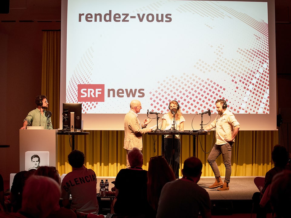 Jetzt steht die Sendung «Rendez-vous» auf dem Programm.