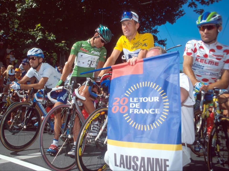 Prominente Gesichter beim letzten Gastspiel Velofahrer vor dem Start in Lausanne
