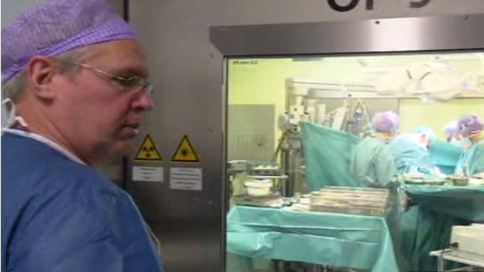 Thierry Carell ist Direktor der Uniklinik Bern für Herz- und Gefässchirurgie… 