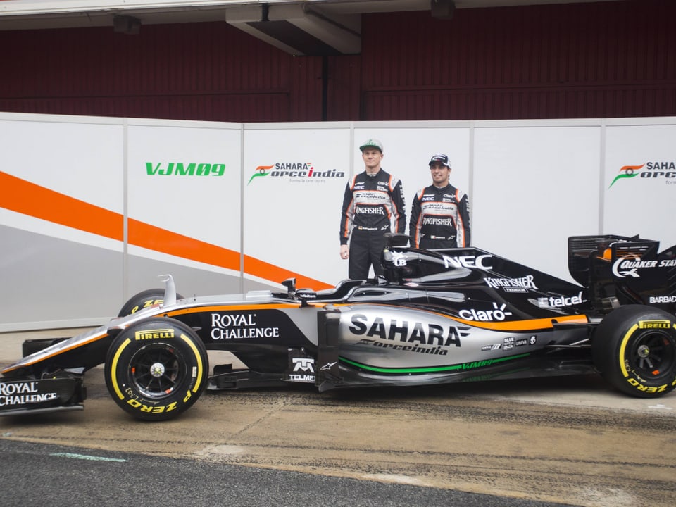 Formel 1-Team stellt neues Auto vor.