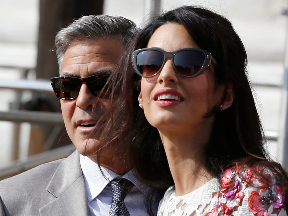 George Clooney und seine bebrillte Ehefrau