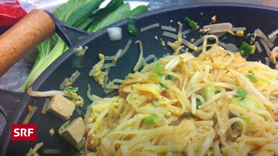 Reisnudeln mit Gemüse - Fastfood auf chinesische Art - A point - SRF