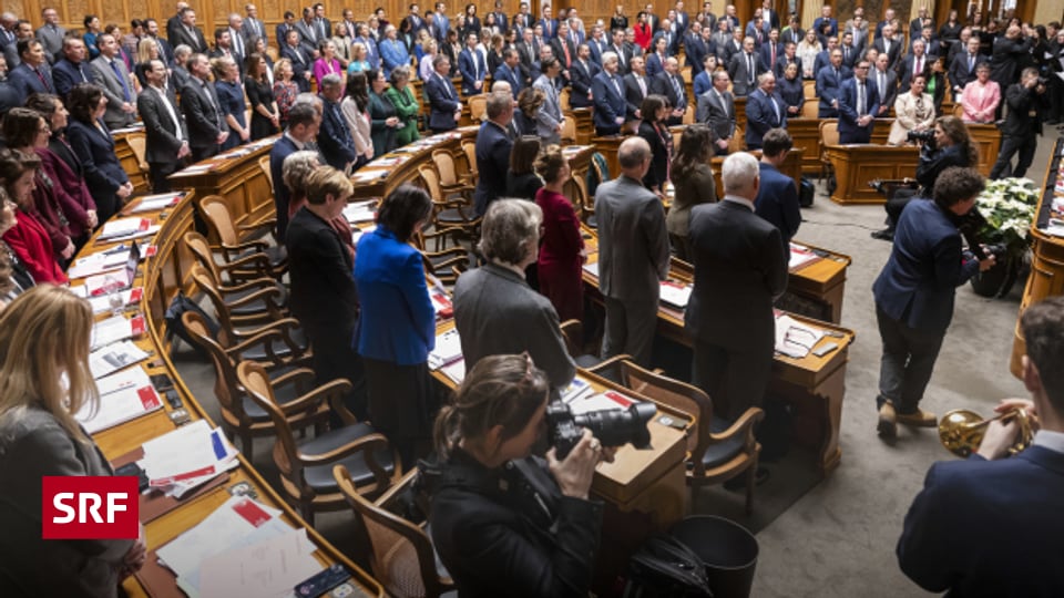 Legislaturauftakt Neues Parlament tritt erstmals zusammen Echo der