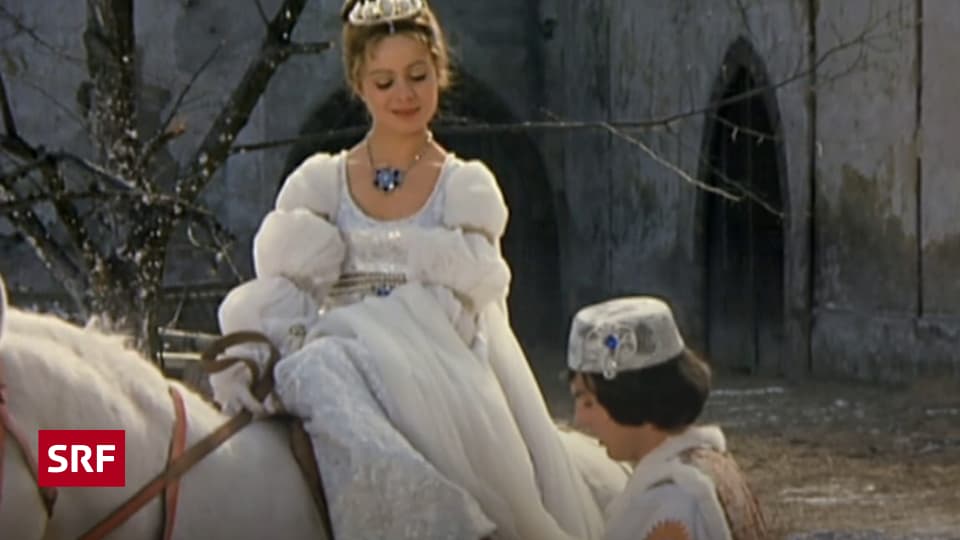 Kulturnews-in-Kurzform-Kost-mbildner-von-Drei-Haseln-sse-f-r-Aschenbr-del-gestorben